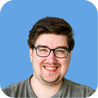 Portretfoto van Dominick, lid van de mediëntenraad.